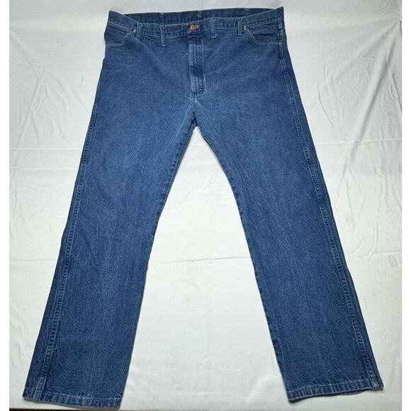 Wrangler Men's 13MWZX Regular Fit Straight Leg Western Blue Jeans - Size 52x33.5 - Picture 1 of 6